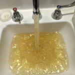 Cách khử khuẩn nước và hướng dẫn lọc nước sau mưa bão