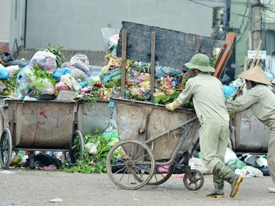 KHÓ KHĂN TRONG XỬ LÝ RÁC SINH HOẠT
